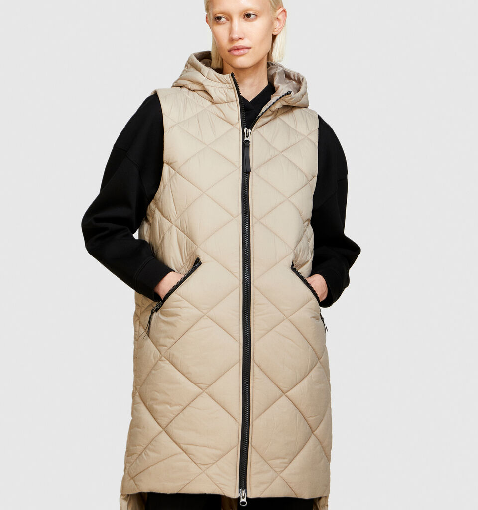 Long vest with hood - women's vests and sleeveless jackets - Beige | Sisley image number 4